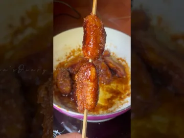 MAKING CARAMELIZED BANANA | Filipino Banana Cue #shorts | Pinay kitchen tips